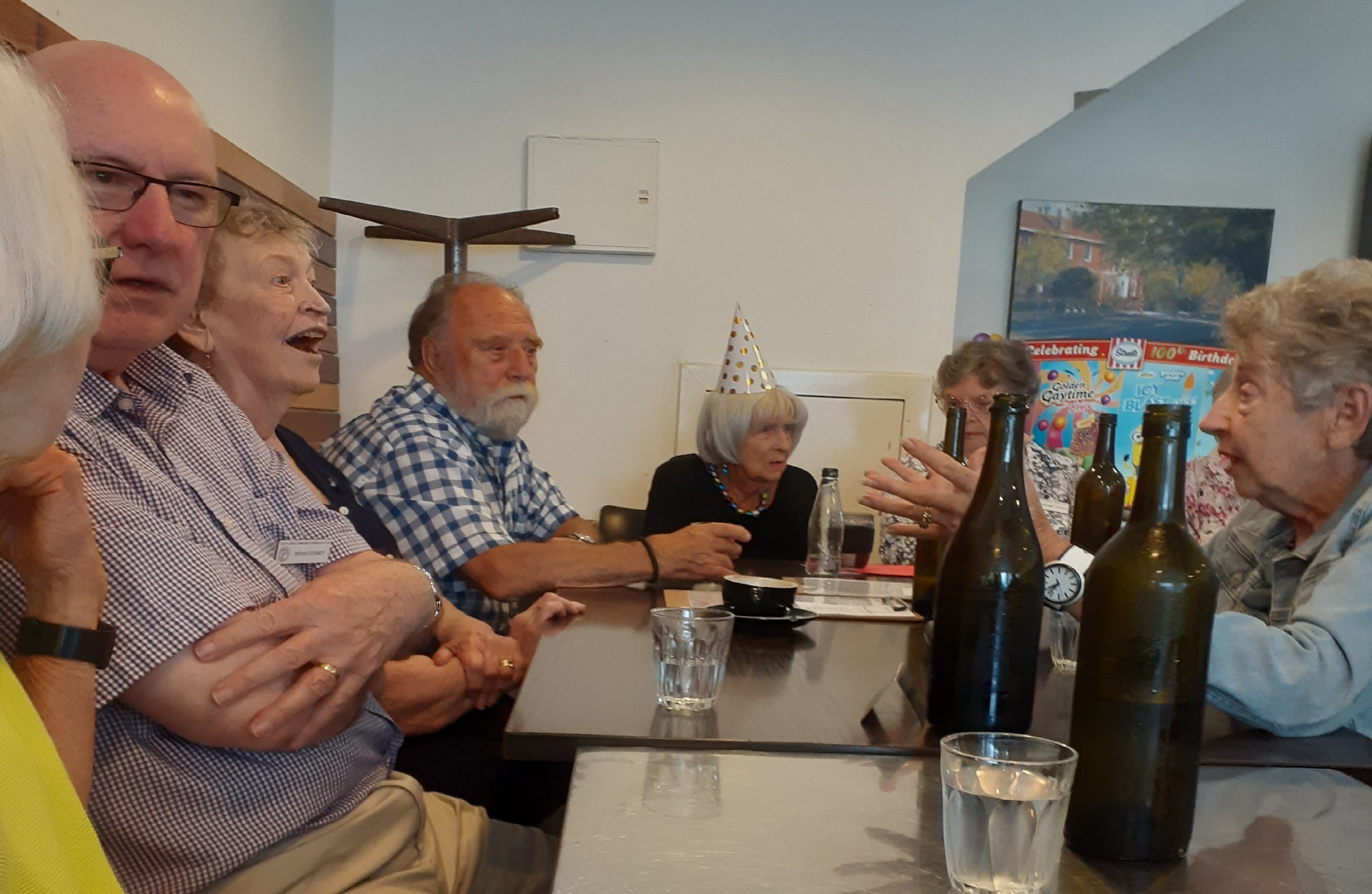 more views incl Brian and Maureen dine oyt4